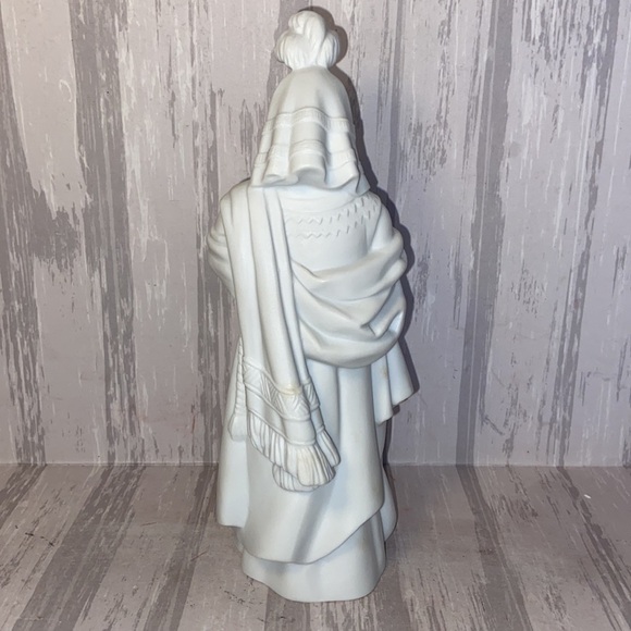 Vintage Nativity Collectibles The Magi-Kaspar Porcelain Figurine - Picture 3 of 8